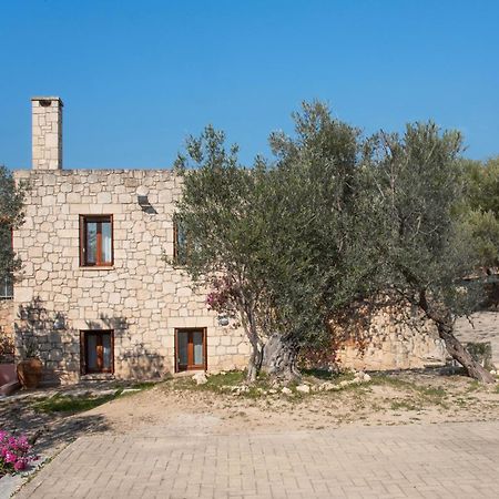 Aegina Pyrgos Ralli Estate Guesthouse מראה חיצוני תמונה