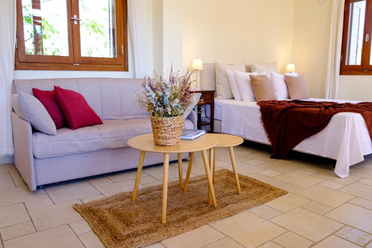 Aegina Pyrgos Ralli Estate Guesthouse מראה חיצוני תמונה