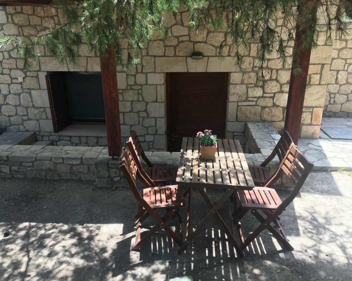Aegina Pyrgos Ralli Estate Guesthouse מראה חיצוני תמונה